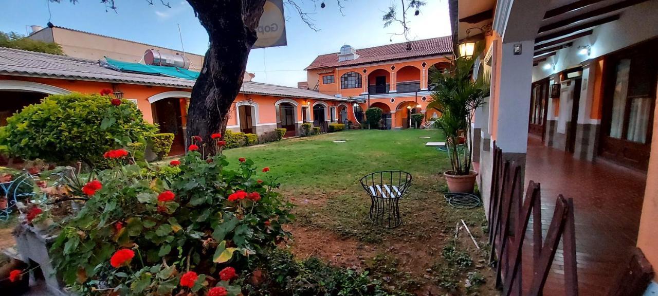 Naupa House Hostel Кочабамба Экстерьер фото