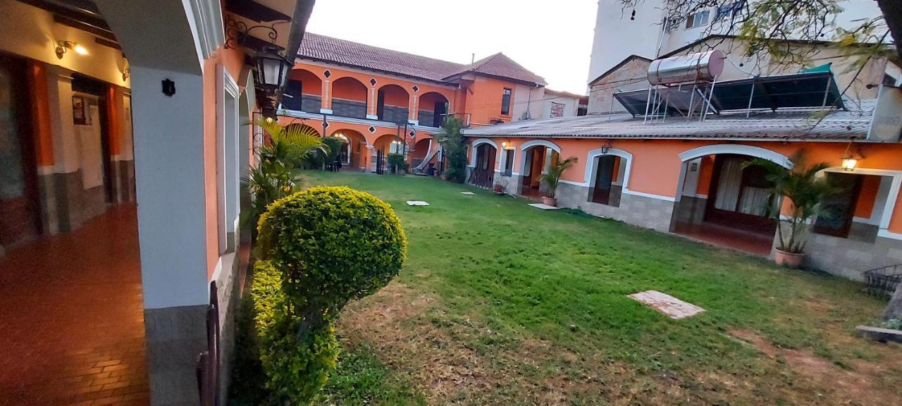 Naupa House Hostel Кочабамба Экстерьер фото