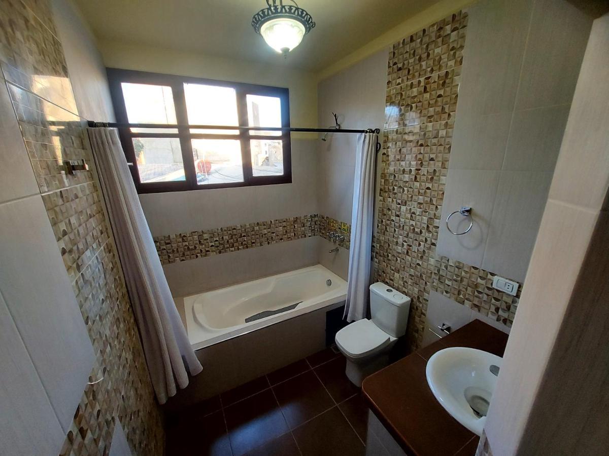 Naupa House Hostel Кочабамба Экстерьер фото