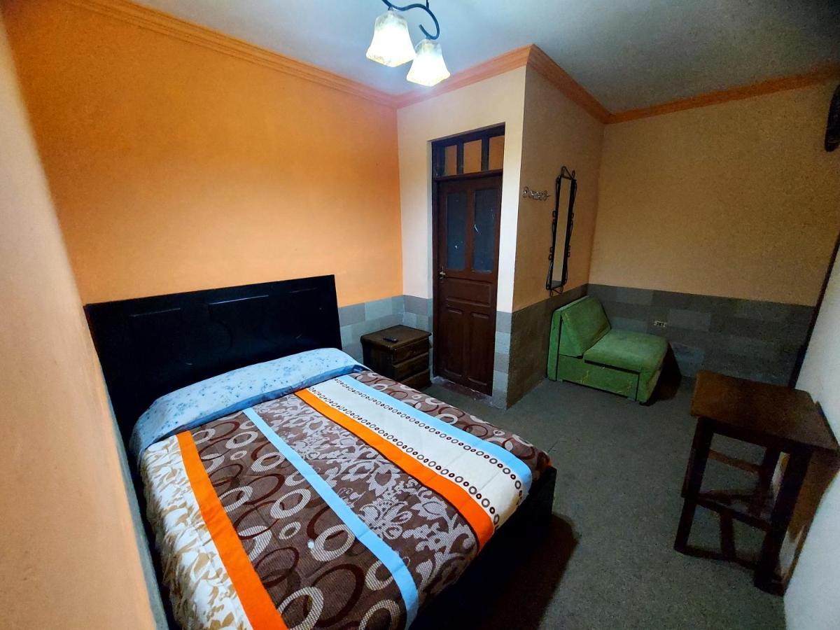 Naupa House Hostel Кочабамба Экстерьер фото